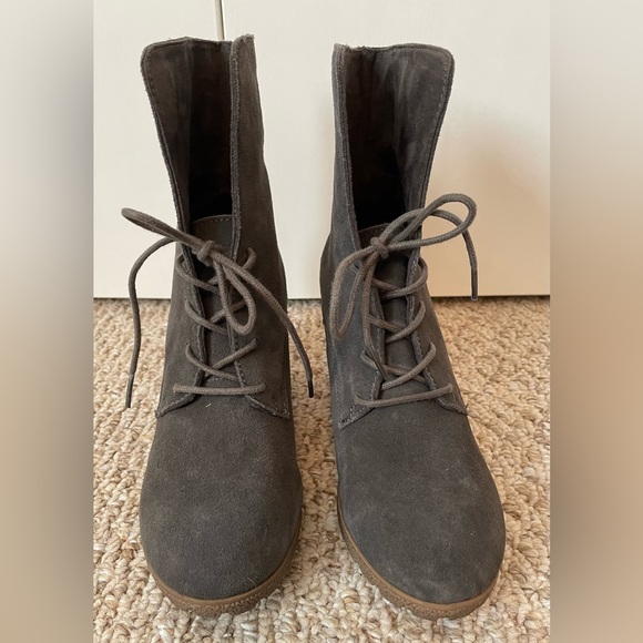 MIA Chaysee Charcoal Suede Wedge Bootie 10M, Can Wear Two Ways! - Picture 6 of 10
